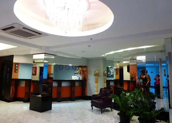 酒店 西尔弗欧克斯套房酒店