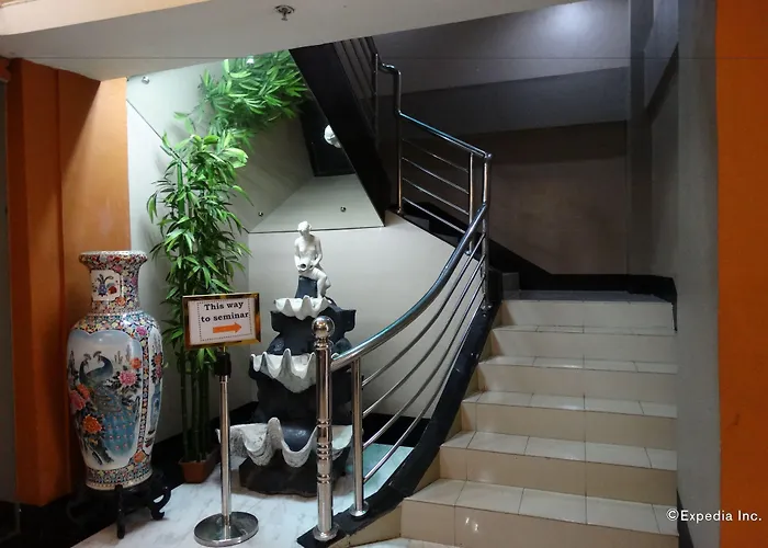 酒店 西尔弗欧克斯套房酒店 2*